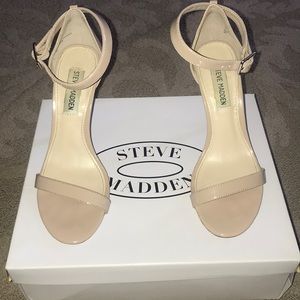 Steve Madden patent leather heels